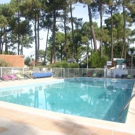 Le Bois D'eleis 3 Villa